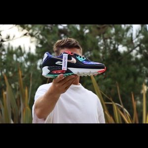 AIRMAX 90s SUPERNOVAS